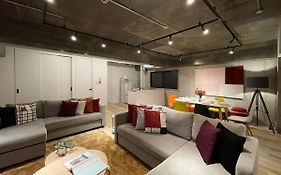 B Hotel M'S Lea - 2Br Modern Apartment Next To Peace Park 10 Ppl